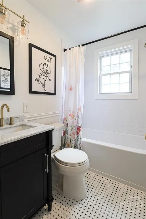 2224 E 38th Street Savannah, GA 31404