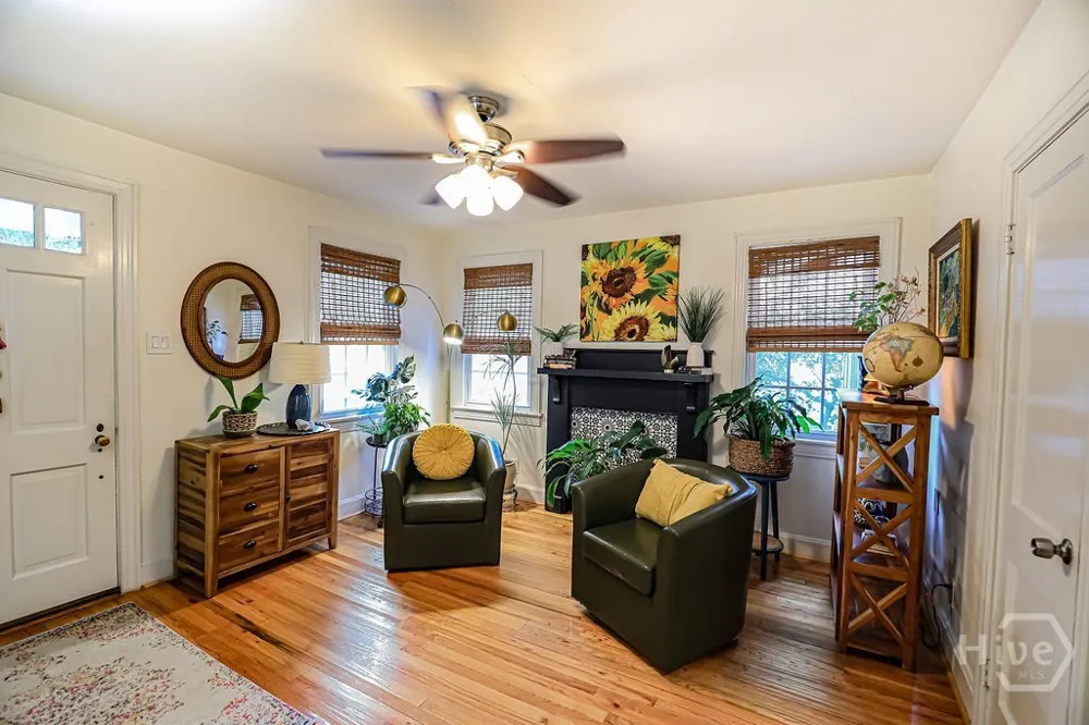 2224 E 38th Street Savannah, GA 31404