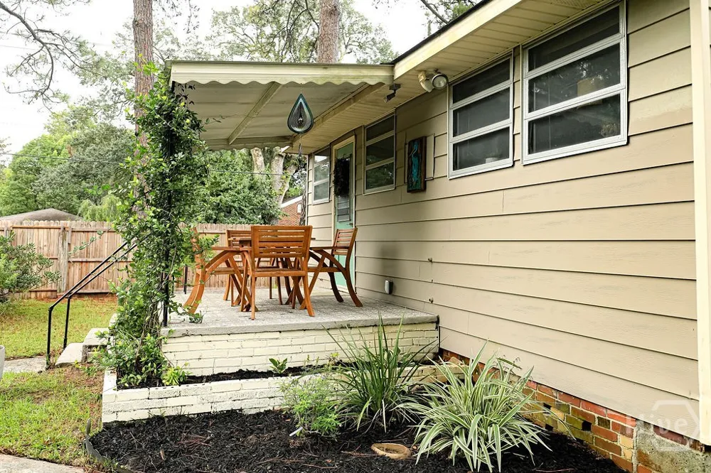 2224 E 38th Street Savannah, GA 31404