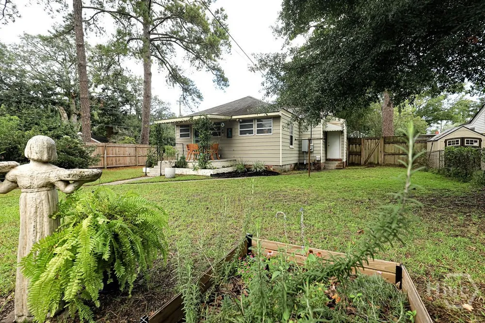 2224 E 38th Street Savannah, GA 31404