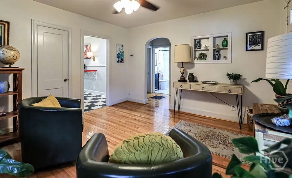 2224 E 38th Street Savannah, GA 31404