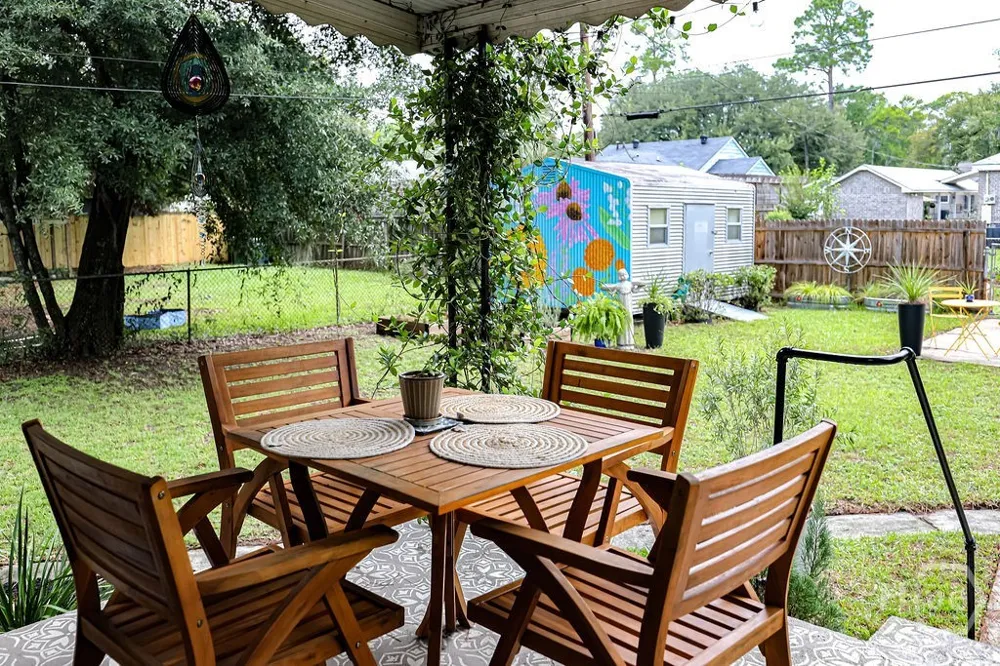 2224 E 38th Street Savannah, GA 31404