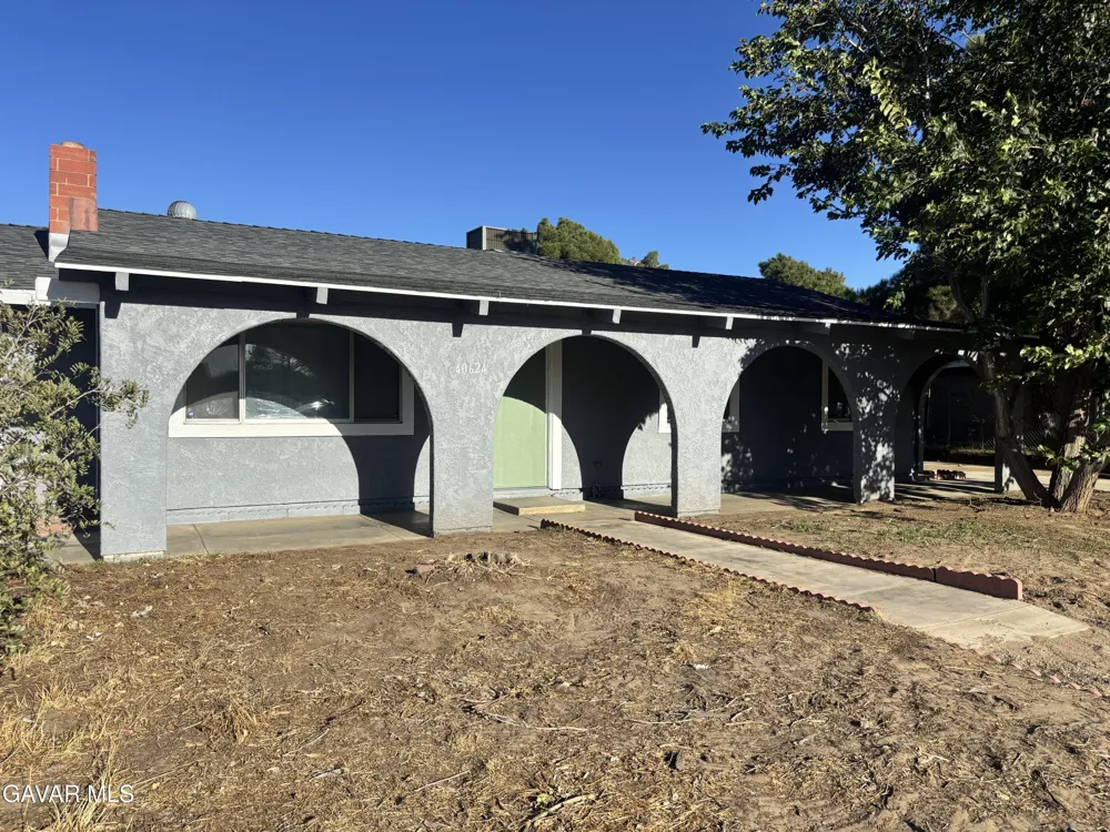 40624 E 166th Street Lancaster, CA 93535