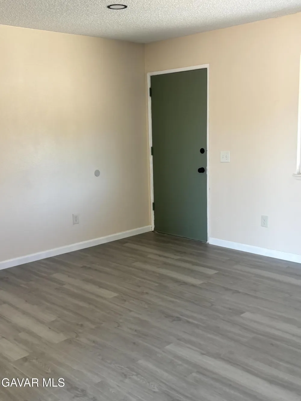 40624 E 166th Street Lancaster, CA 93535
