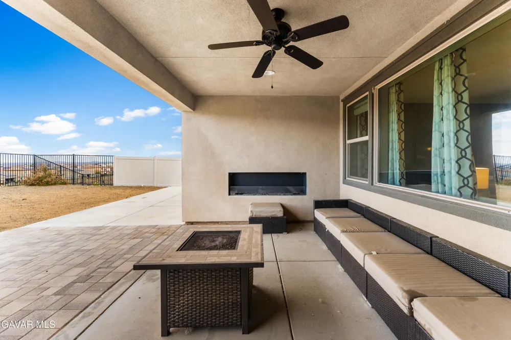 3993 Saddle Drive Palmdale, CA 93551