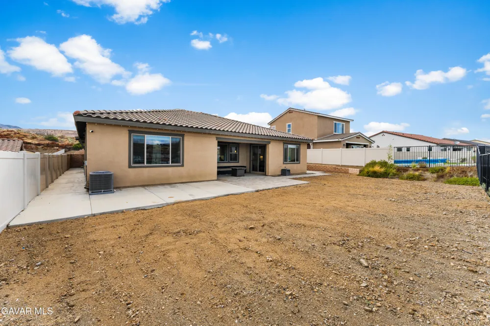 3993 Saddle Drive Palmdale, CA 93551