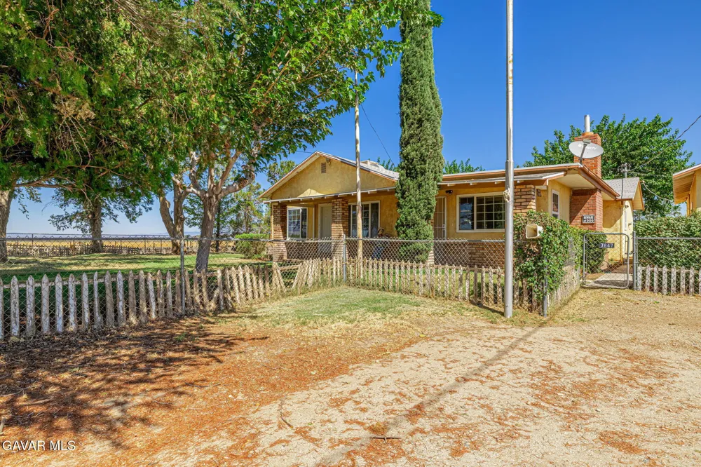 7847 E Avenue I Lancaster, CA 93535