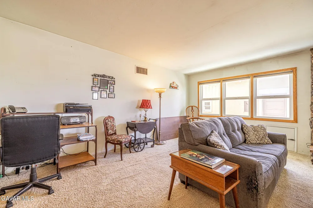 7847 E Avenue I Lancaster, CA 93535