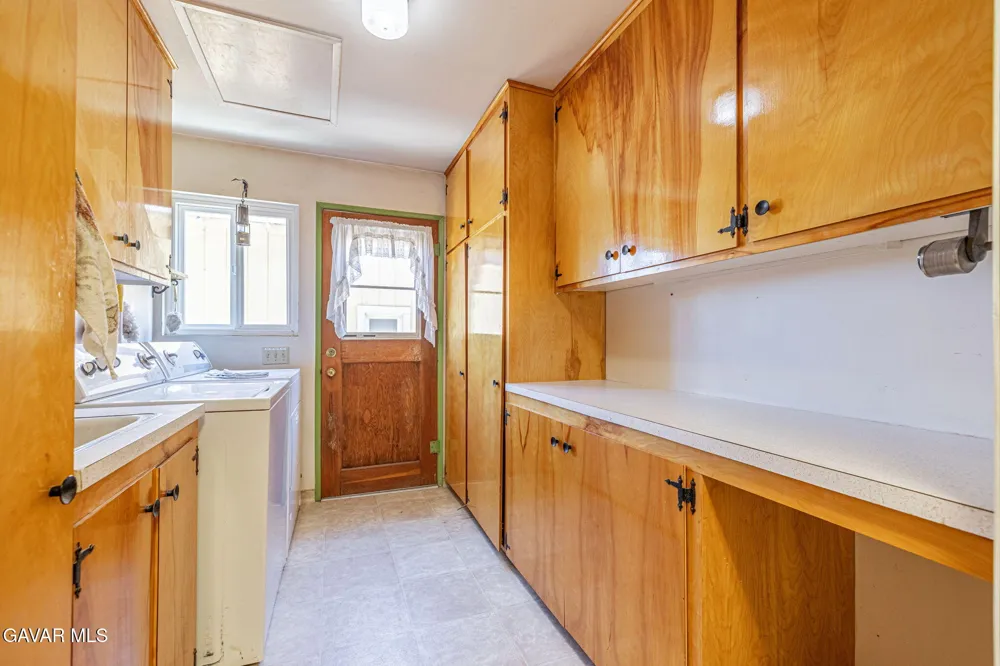 7847 E Avenue I Lancaster, CA 93535