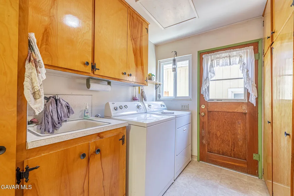 7847 E Avenue I Lancaster, CA 93535