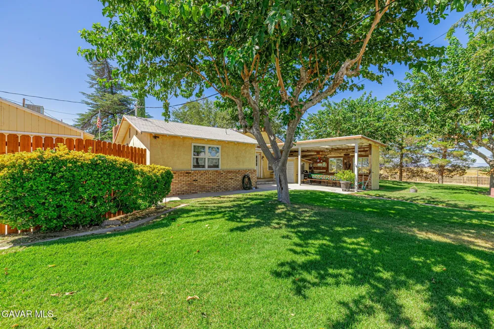 7847 E Avenue I Lancaster, CA 93535