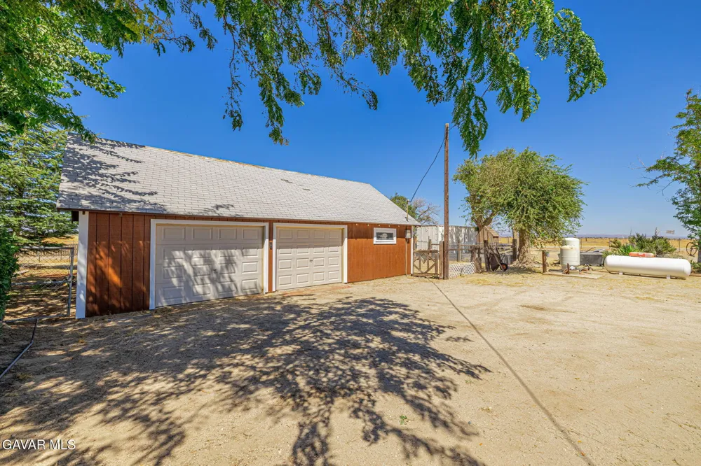 7847 E Avenue I Lancaster, CA 93535
