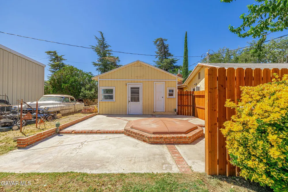 7847 E Avenue I Lancaster, CA 93535