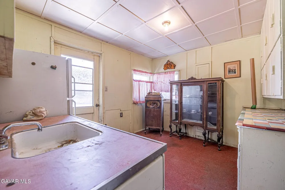 7847 E Avenue I Lancaster, CA 93535