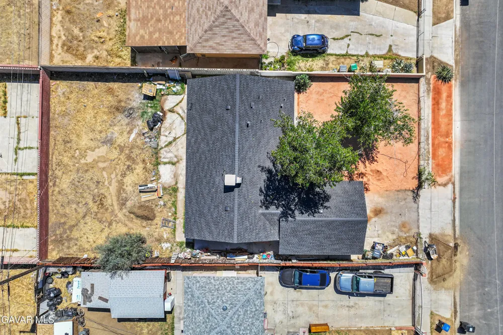 38544 E 33rd Street Palmdale, CA 93550