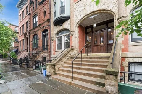 444 JERSEY AVE