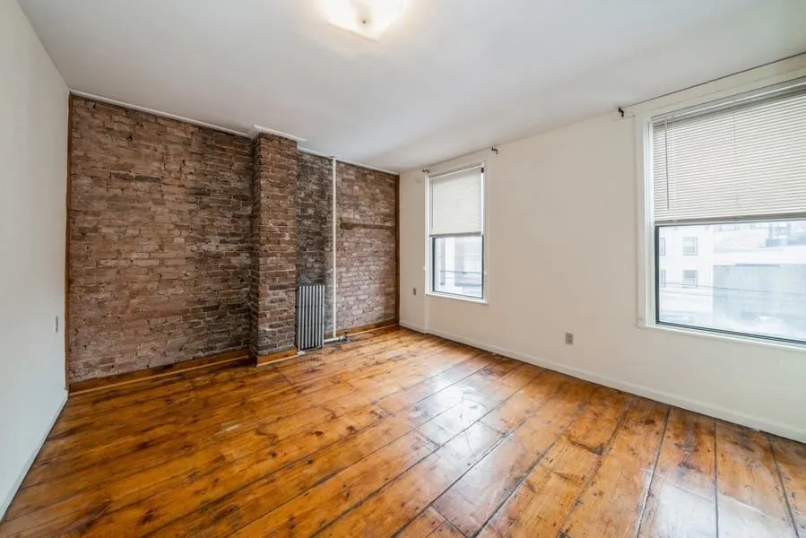 218 NEWARK AVE Jersey City, NJ 07302