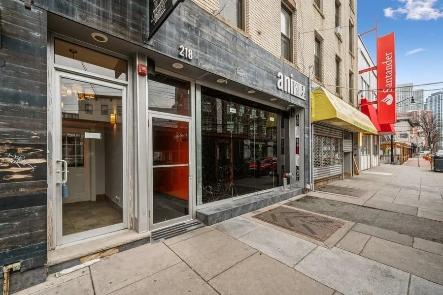 218 NEWARK AVE Jersey City, NJ 07302