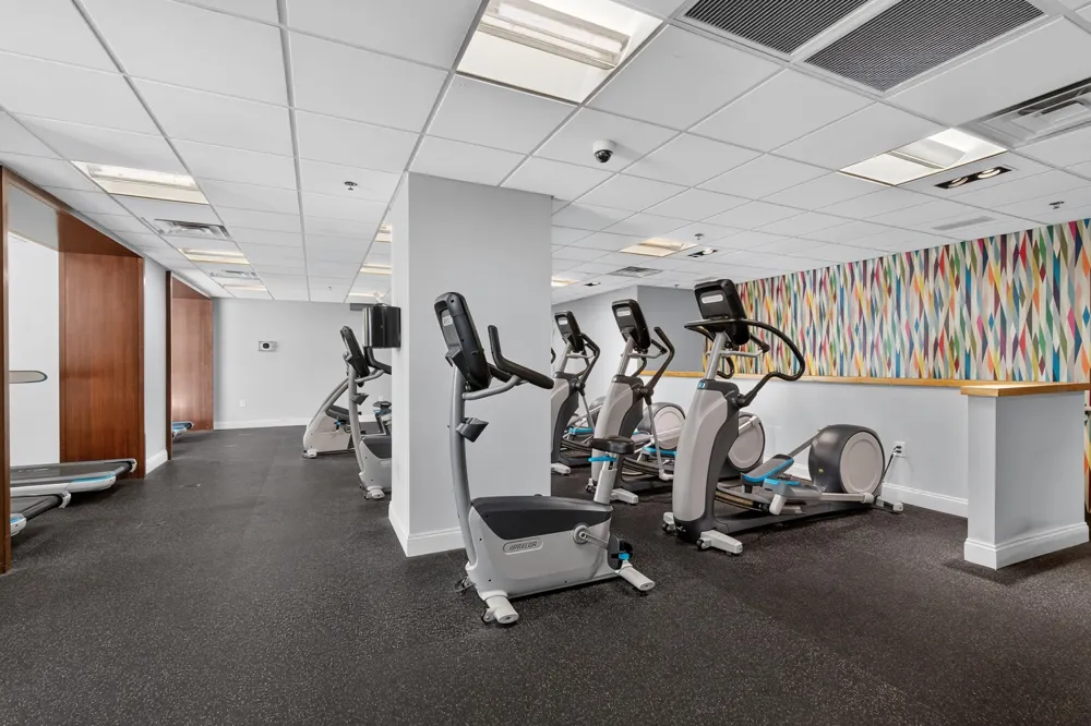 102 CHRISTOPHER COLUMBUS DR Jersey City, NJ 07302