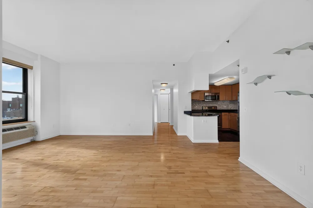 102 CHRISTOPHER COLUMBUS DR Jersey City, NJ 07302