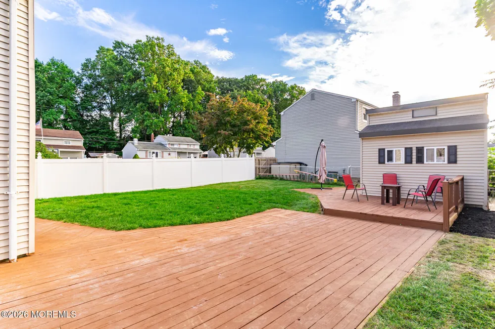 167 Crestview Drive Middletown, NJ 07748