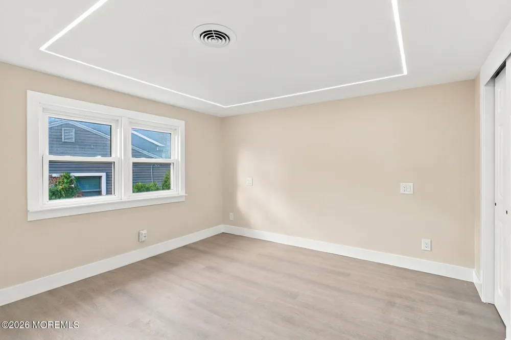167 Crestview Drive Middletown, NJ 07748