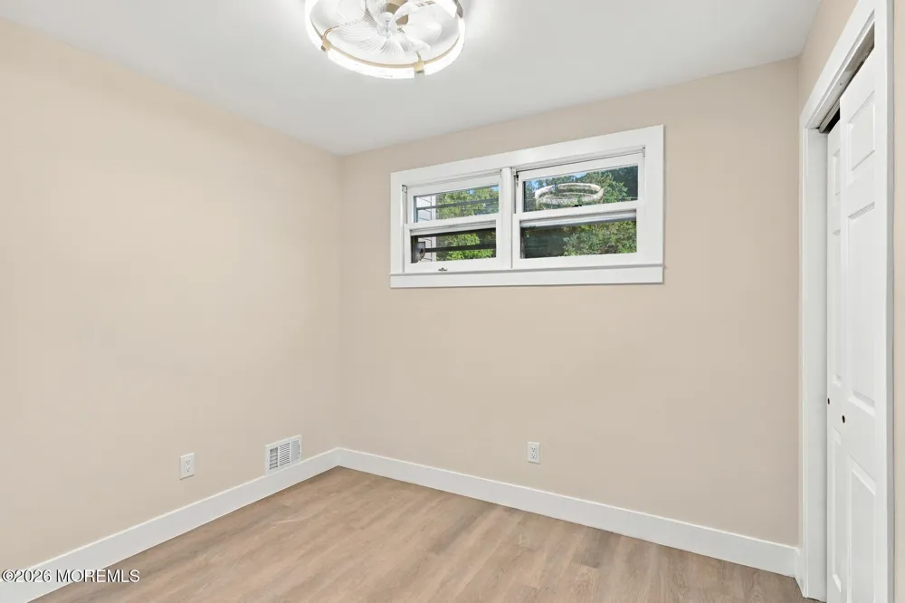 167 Crestview Drive Middletown, NJ 07748