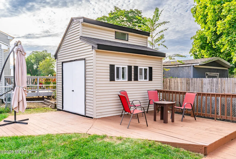 167 Crestview Drive Middletown, NJ 07748