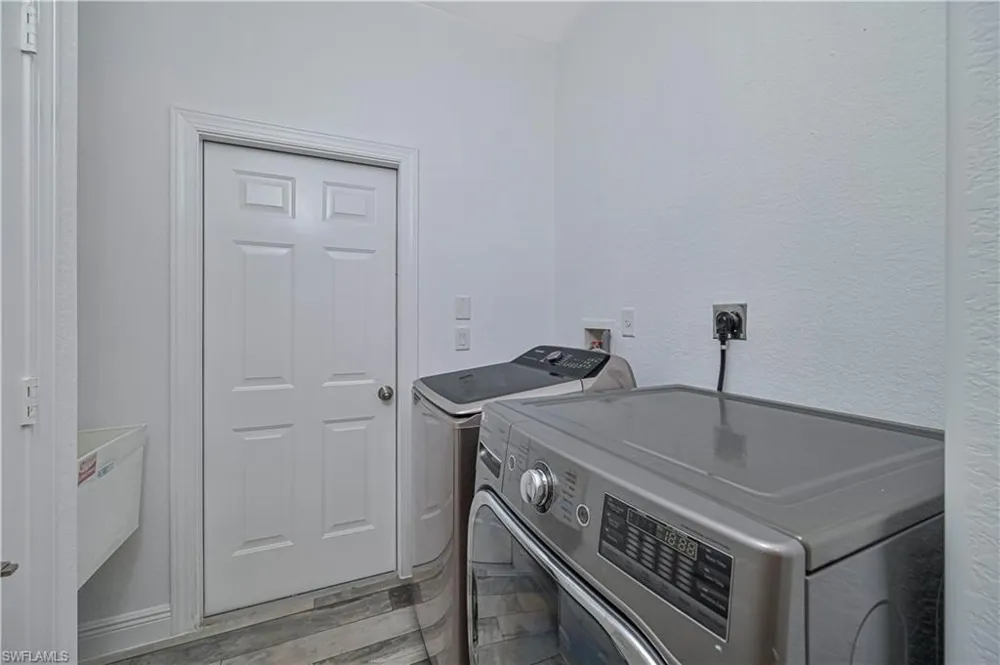 8645 Pegasus Drive Lehigh Acres, FL 33971