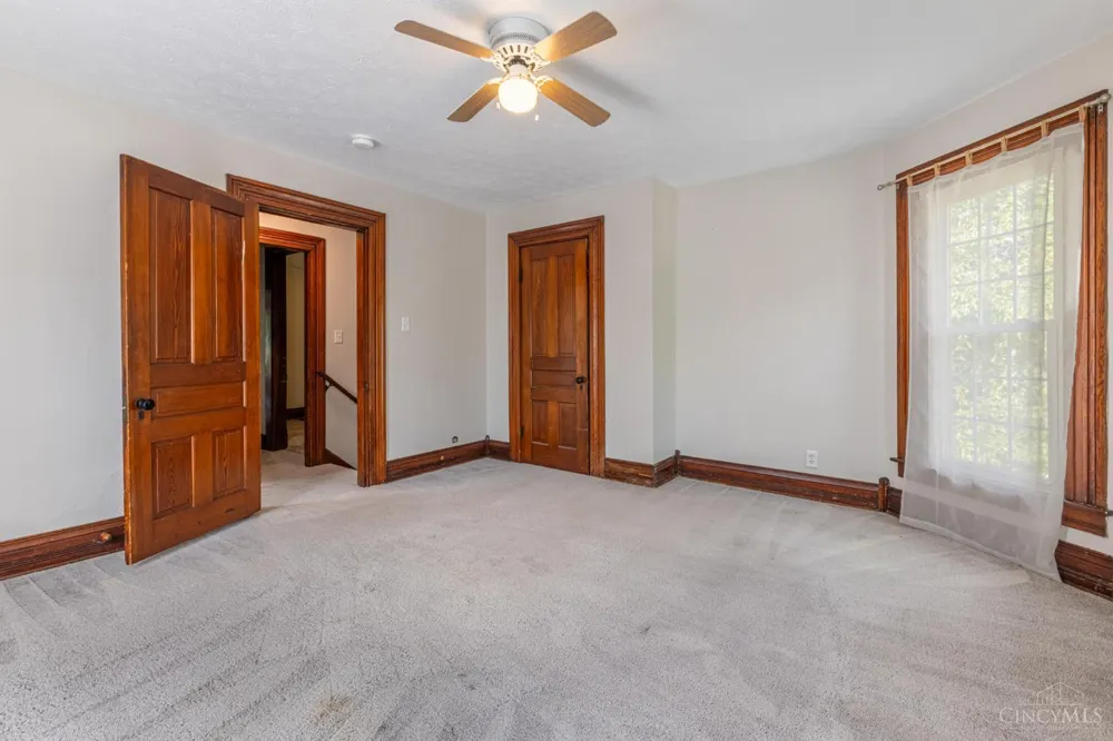 737 Central Avenue Carlisle, OH 45005