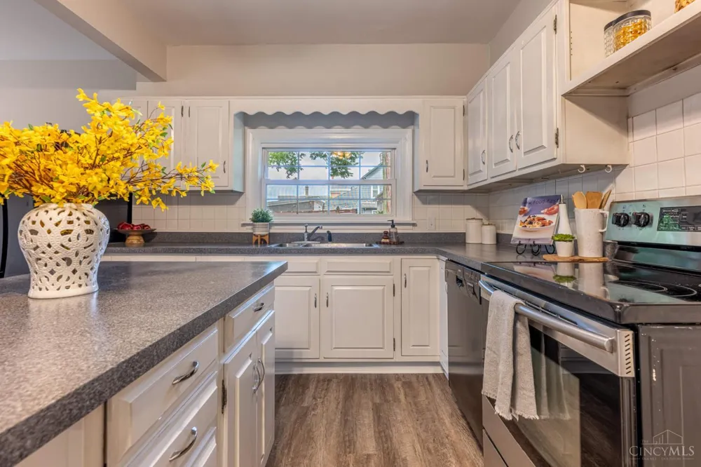 737 Central Avenue Carlisle, OH 45005