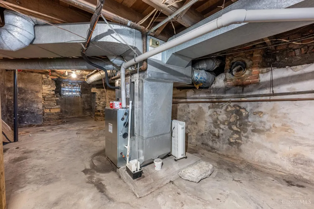 737 Central Avenue Carlisle, OH 45005