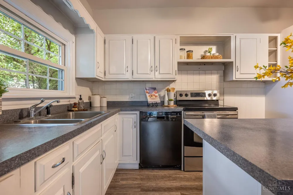 737 Central Avenue Carlisle, OH 45005