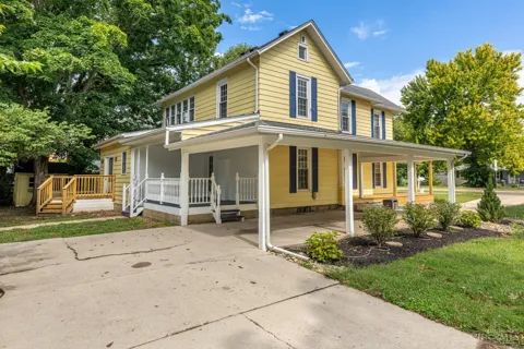 737 Central Avenue