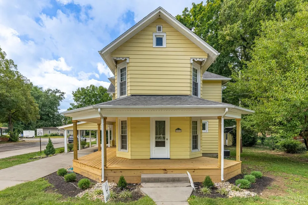 737 Central Avenue Carlisle, OH 45005