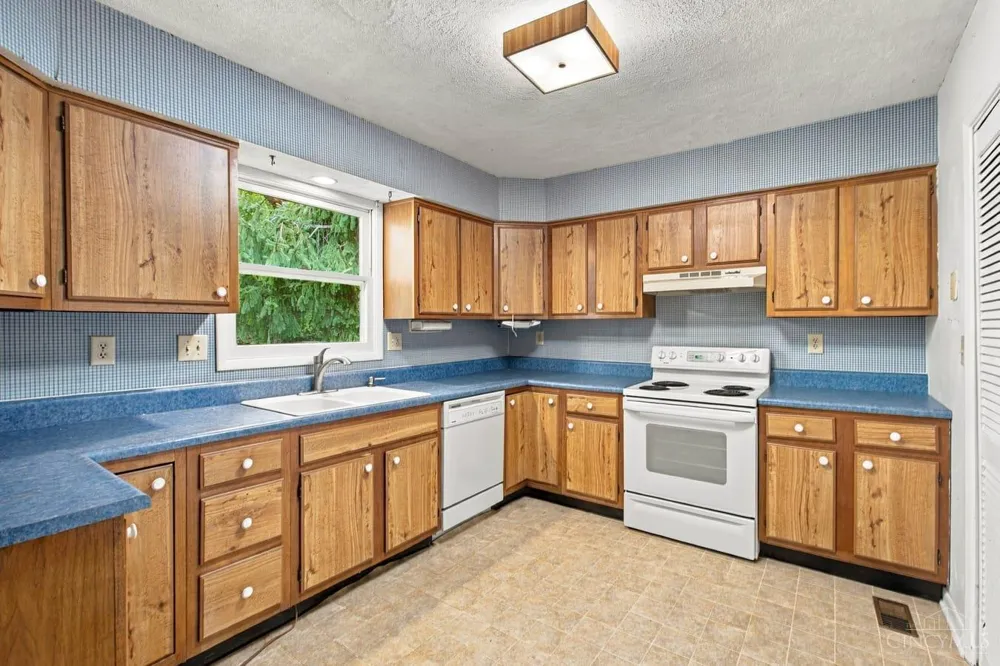 726 David Drive Oxford, OH 45056