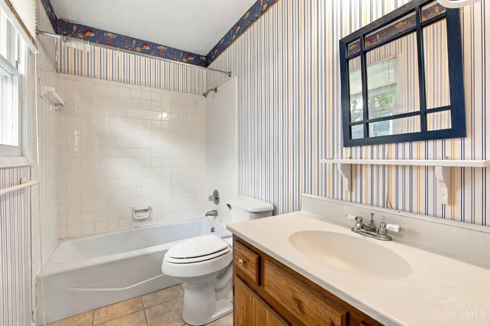 726 David Drive Oxford, OH 45056