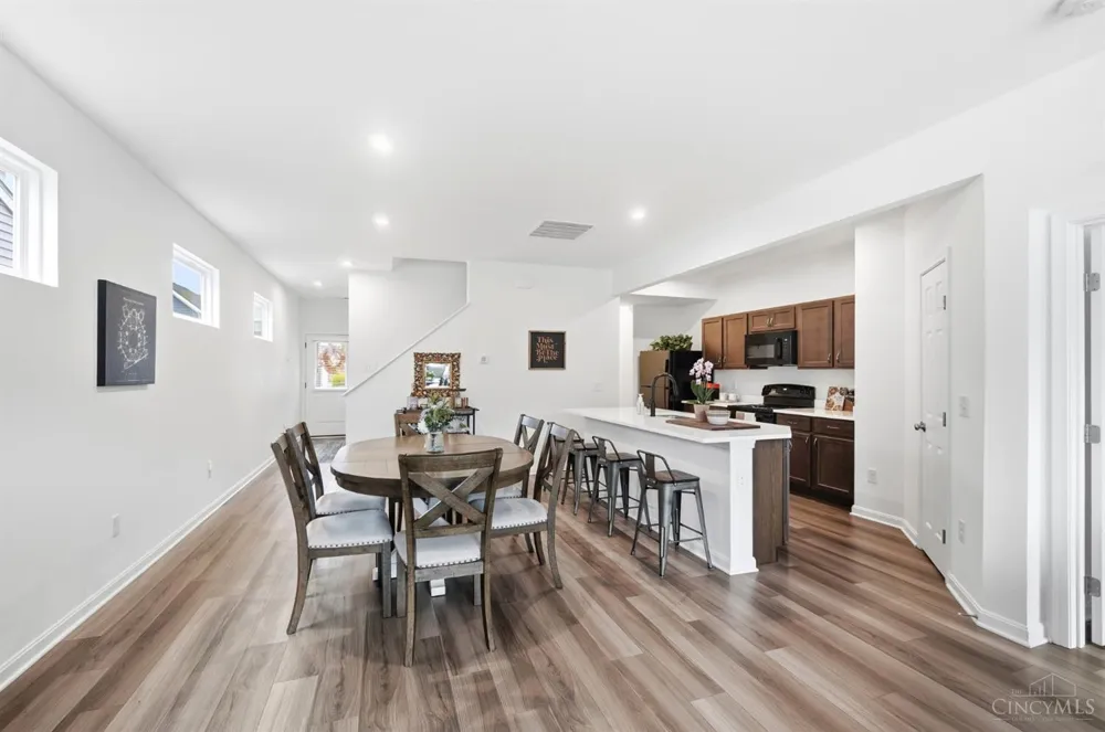 1521 Summerview Lane Miami, OH 45150