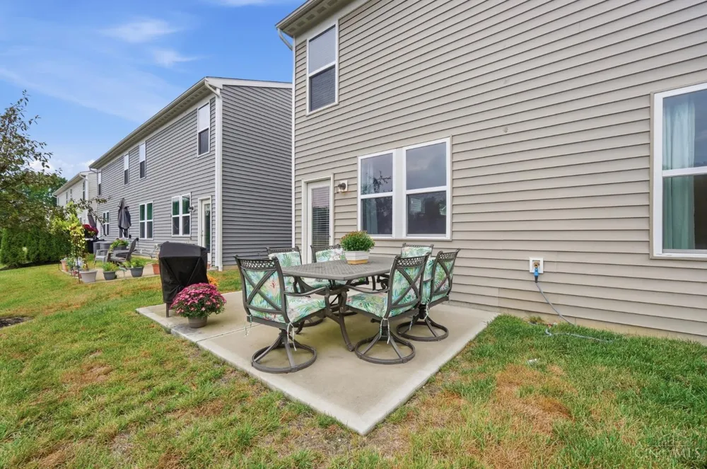 1521 Summerview Lane Miami, OH 45150