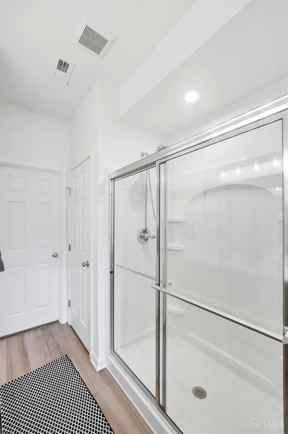 1521 Summerview Lane Miami, OH 45150