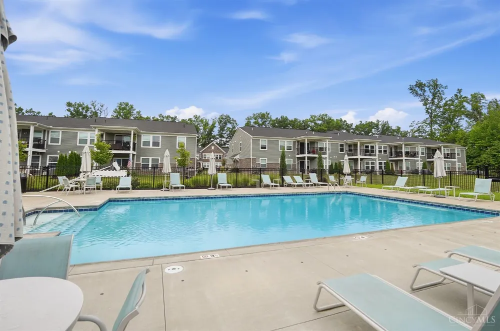 1521 Summerview Lane Miami, OH 45150