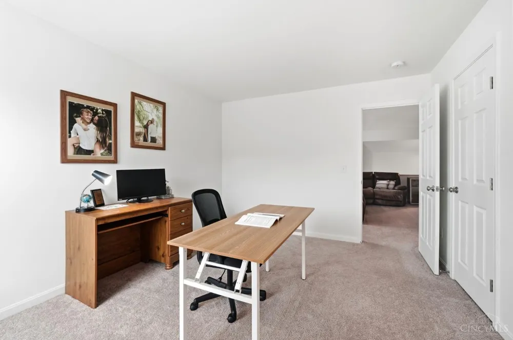1521 Summerview Lane Miami, OH 45150