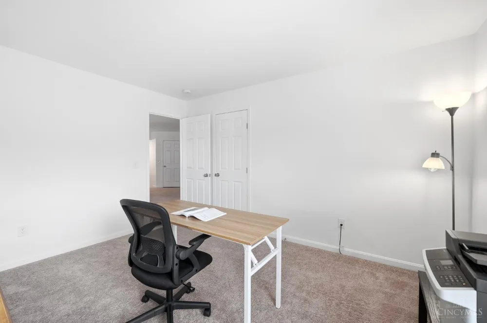 1521 Summerview Lane Miami, OH 45150