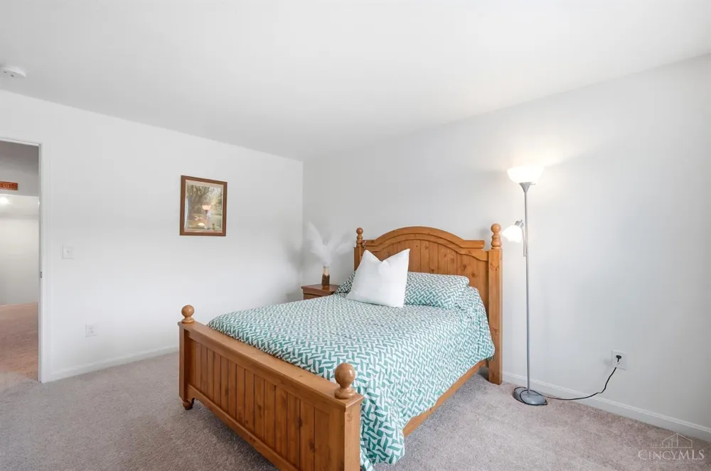 1521 Summerview Lane Miami, OH 45150