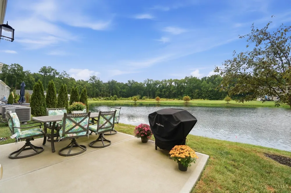 1521 Summerview Lane Miami, OH 45150