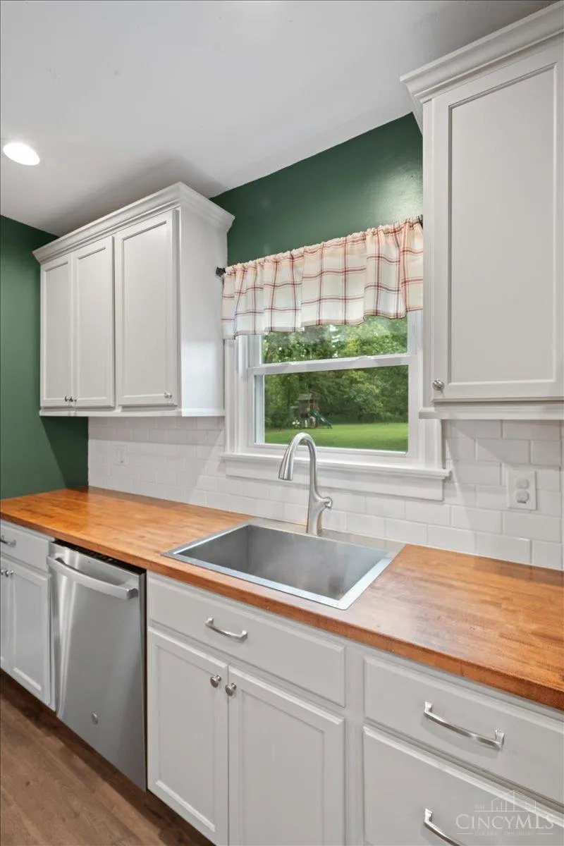 2571 Williamsburg Bantam Road Tate, OH 45106