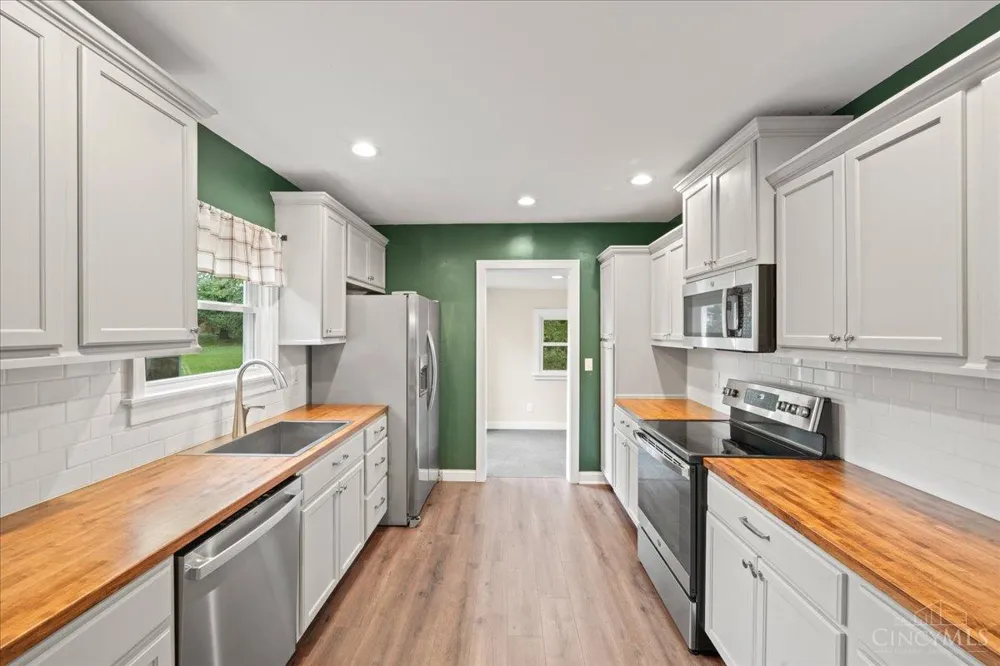 2571 Williamsburg Bantam Road Tate, OH 45106