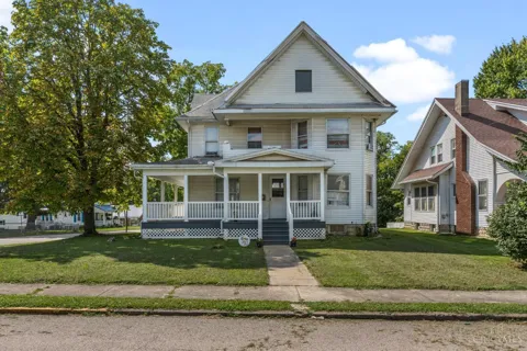 405 Walnut Street