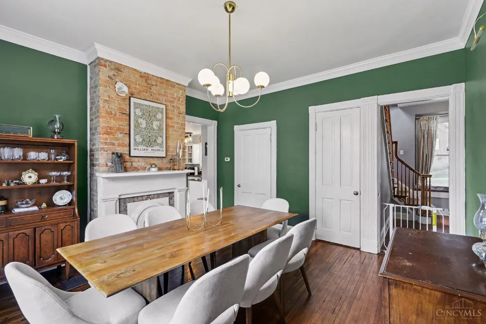 6735 Parkland Avenue Cincinnati, OH 45233