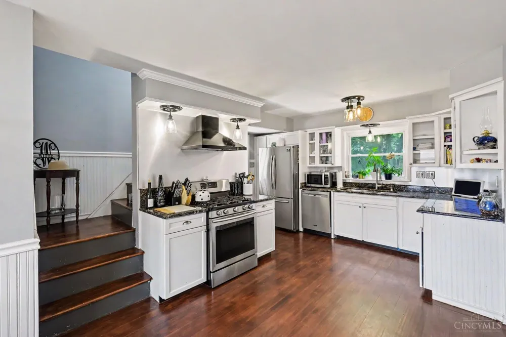 6735 Parkland Avenue Cincinnati, OH 45233